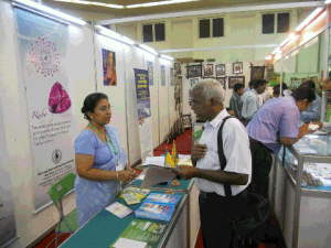 visitors-at-the-ngja-stall-of-the-ayurvedic-expo-2011-photo-4
