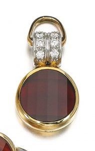 Lot 198 - Pendant of the Garnet and Diamond Demi-Parure by Pomellato