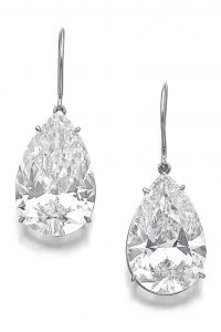 Lot 370 - Pair of fine diamond earrings