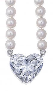 LOT 228 - SECTION OF THE LA LEGENDE DIAMOND AND CULTURED PEARL SAUTOIR NECKLACE