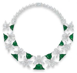 LOT 1942 - A MAGNIFICENT EMERALD AND DIAMOND 'PALMETTE' NECKLACE, BY EDMOND CHIN FOR THE HOUSE OF BOGHOSSIAN