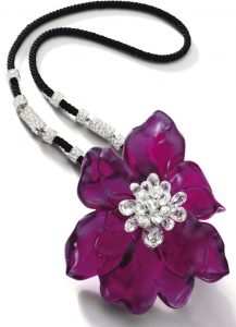 LOT 1747 - IMPRESSIVE RUBELLITE AND DIAMOND BROOCH / PENDANT, WITH DIAMOND SILK CORD