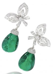LOT 271 - PAIR OF EMERALD AND DIAMOND EARRINGS