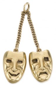 LOT 319 - COMEDY AND TRAGEDY PENDANT