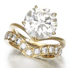 LOT 195 – TWO DIAMOND RINGS